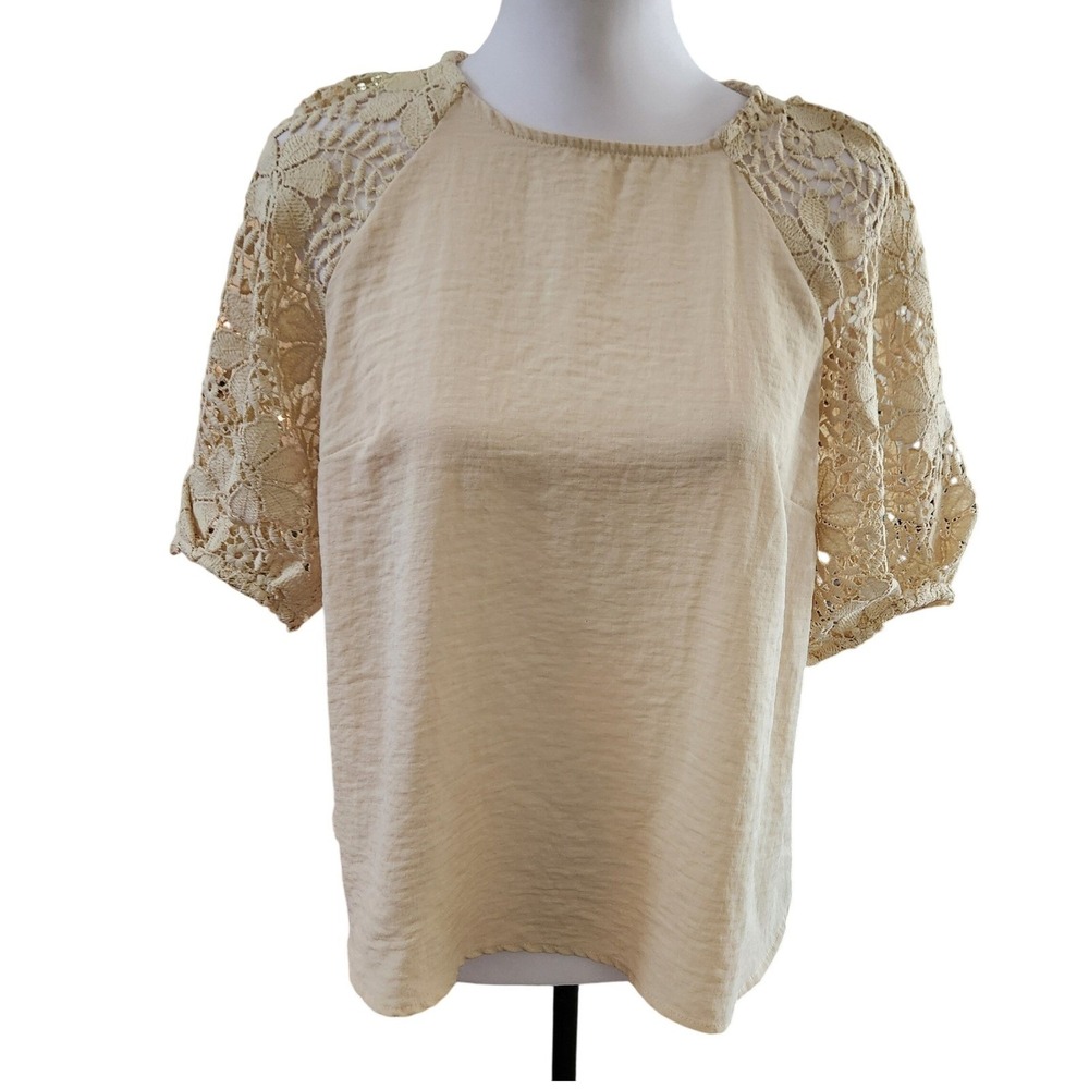 Marc‎ New York Andrew Marc Lace Sleeve Top Cream Round Neck Short Sleeve Size S